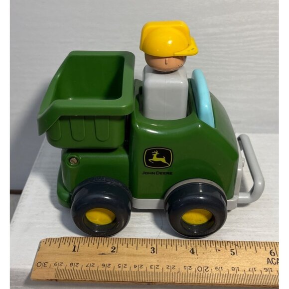 2010 John Deere Push and Go Green Dump Truck Tomy Ertl Toy With Driver Figure - Picture 7 of 9